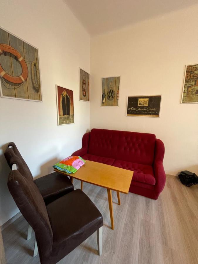 Red&Black Apartment City Centr, Na Hradbach 118 Ostrava Exterior foto