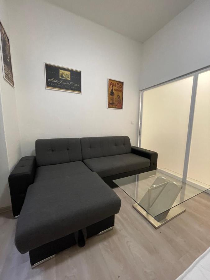 Red&Black Apartment City Centr, Na Hradbach 118 Ostrava Exterior foto