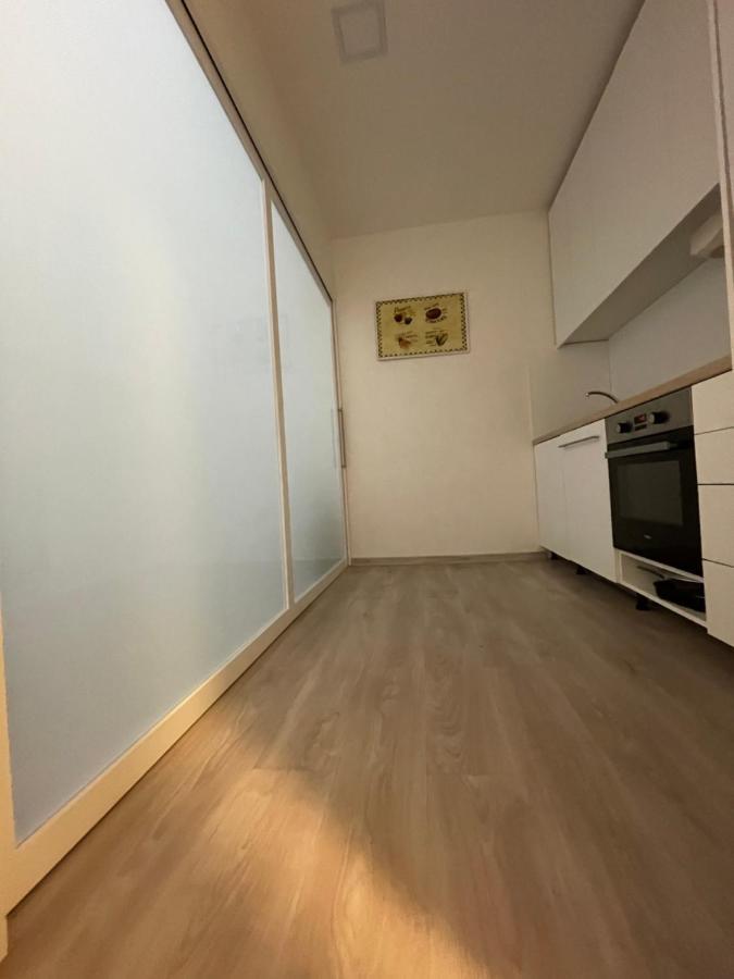 Red&Black Apartment City Centr, Na Hradbach 118 Ostrava Exterior foto
