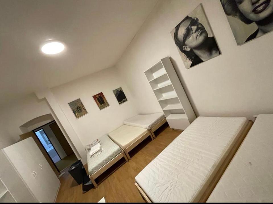 Red&Black Apartment City Centr, Na Hradbach 118 Ostrava Exterior foto